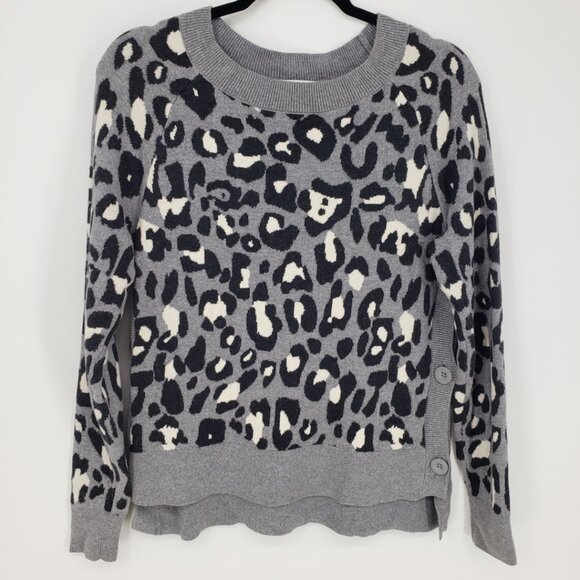 Stella & Dot Leopard Print Sweater S Button Sides High Low Hem Gray Black - Picture 1 of 9